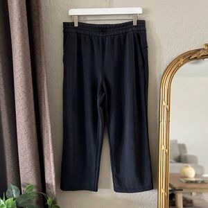 Lululemon Softstreme High-Rise Straight-Leg Cropped Pant